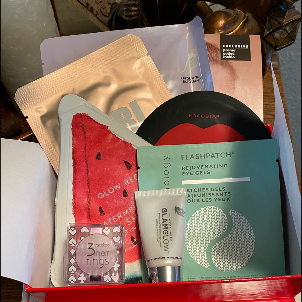 Allure beauty box items. Unopened.